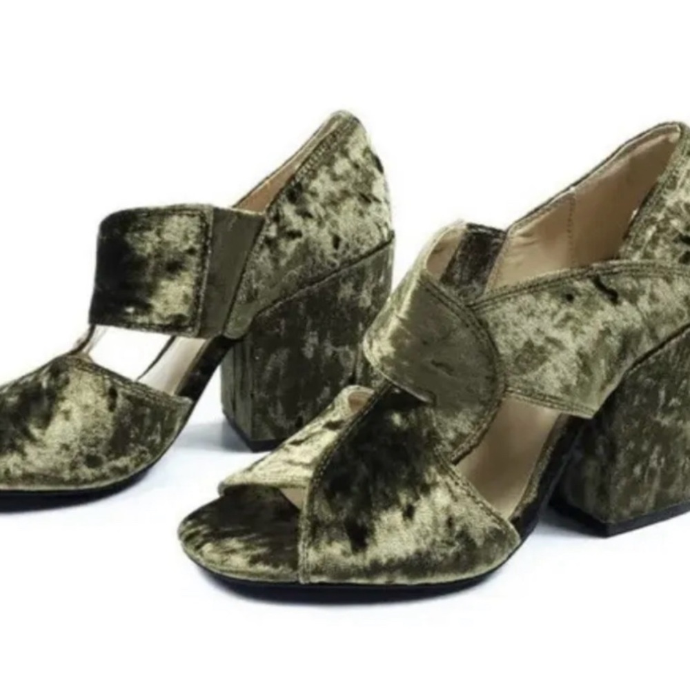 Cabi Crushed Velvet Interlock Block Open Toe Heel… - image 2